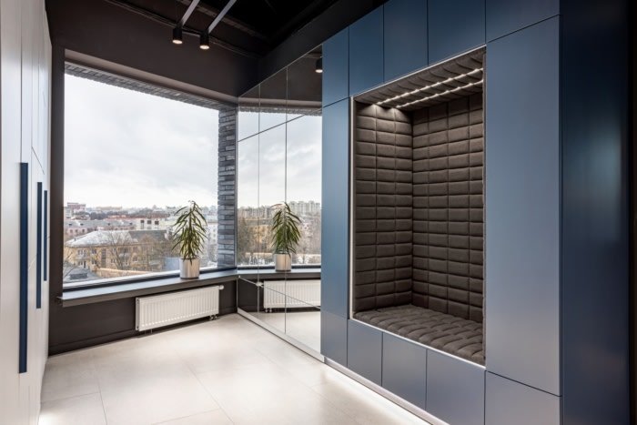 Playday 办公室 – 明斯克