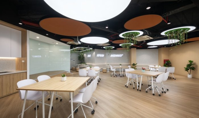 Playstudio 办事处 – 河内