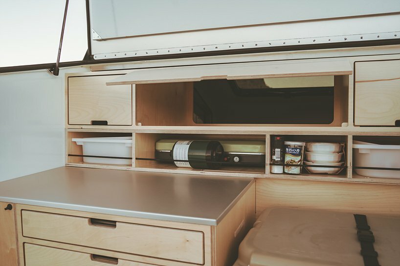 新型 Polydrops P17 拖车可由任何车辆牵引，包括电动汽车和混合动力汽车