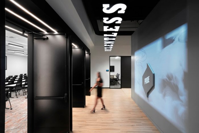 电力家居改造办公室 - 凤凰城