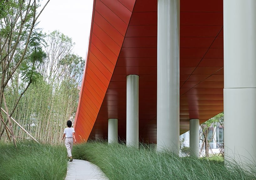 Powerhouse 公司在中国成都完成了起伏的“智慧环” Powerhouse 公司在中国成都完成了起伏的“智慧环”