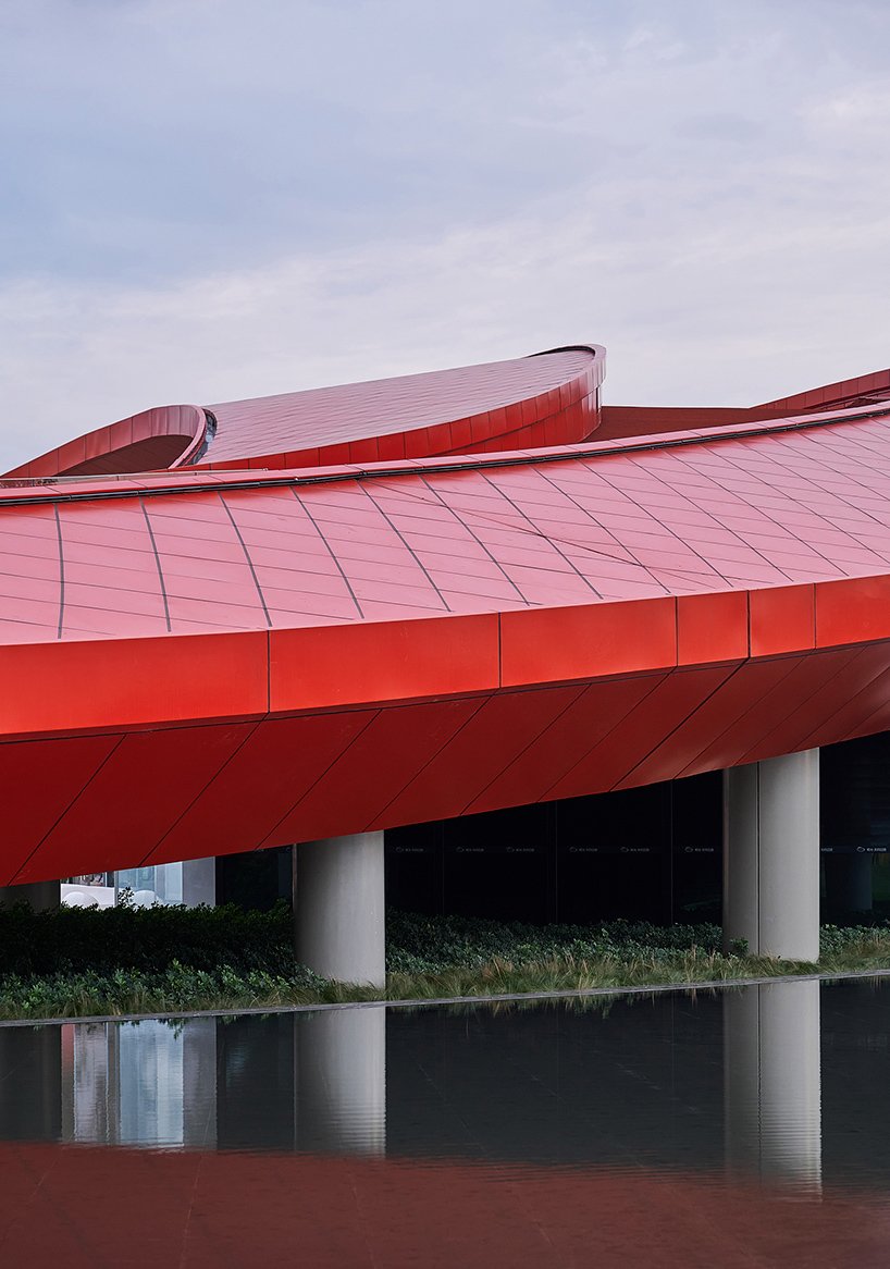 Powerhouse 公司在中国成都完成了起伏的“智慧环” Powerhouse 公司在中国成都完成了起伏的“智慧环”