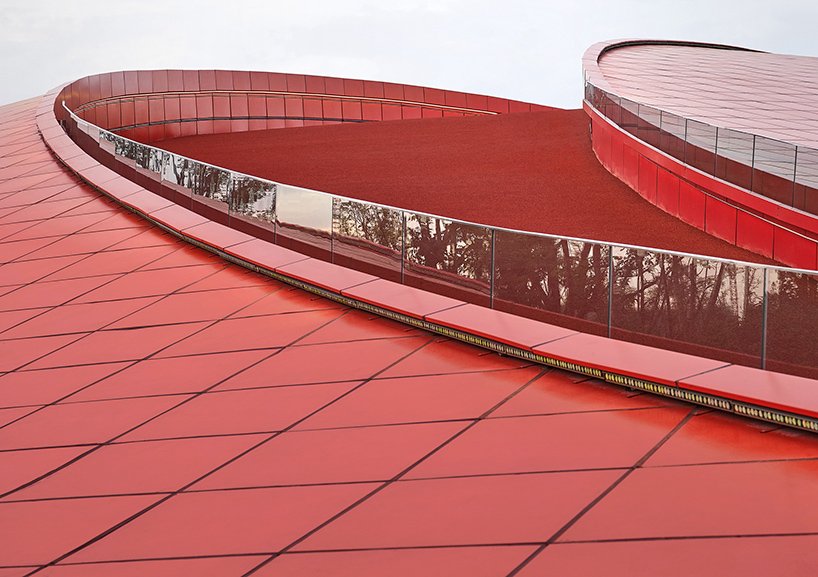 Powerhouse 公司在中国成都完成了起伏的“智慧环” Powerhouse 公司在中国成都完成了起伏的“智慧环”