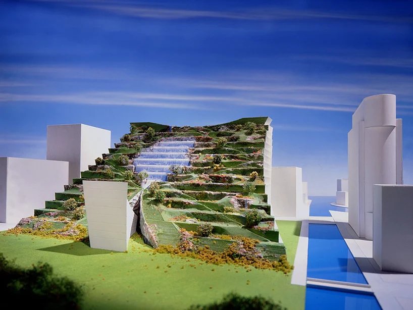 绿色建筑先驱埃米利奥·安巴斯在威尼斯意大利馆庆祝