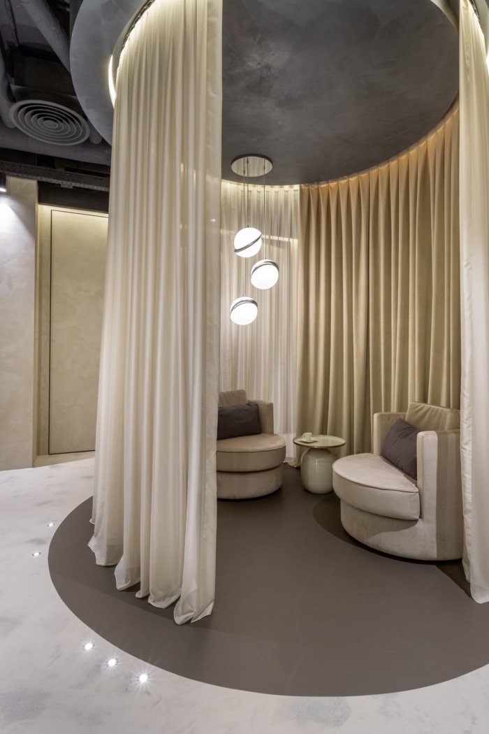 私人银行 VIP 客户办公室 – 明斯克