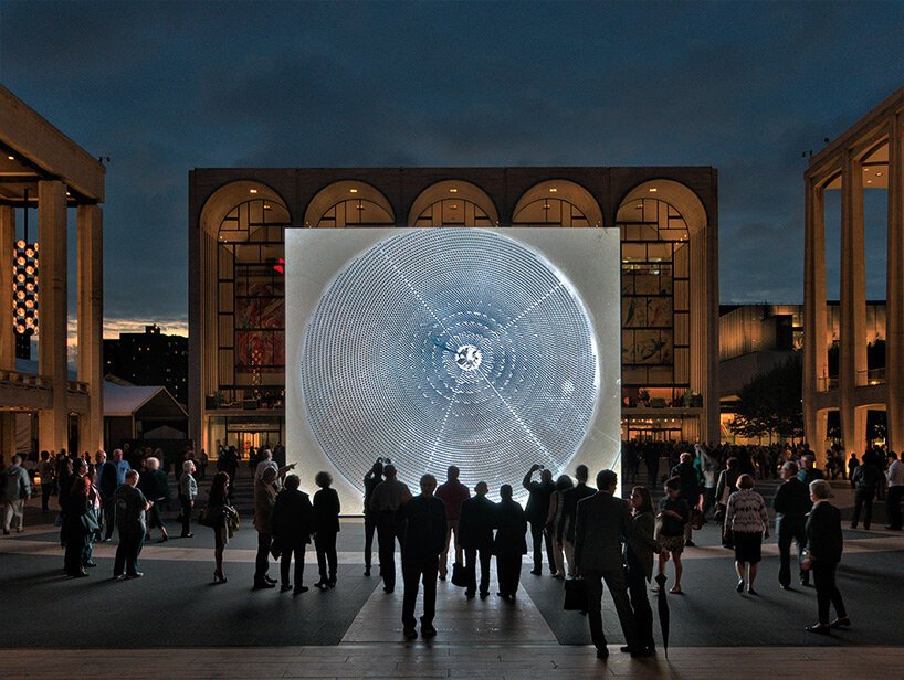 从瀑布到漩涡：公共艺术十次改变纽约市