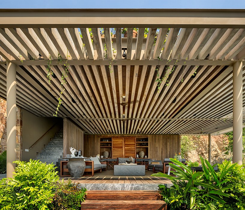 manuel cervantes estudio inserts