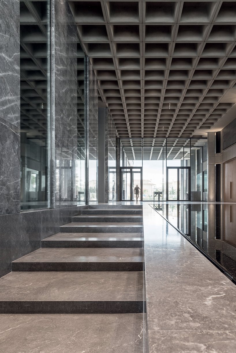 georges batzios architects revives building
