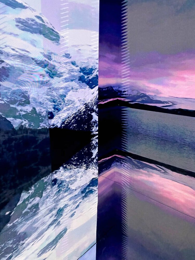 interview with refik anadol on his multisensory generative installation‘glacier dreams’