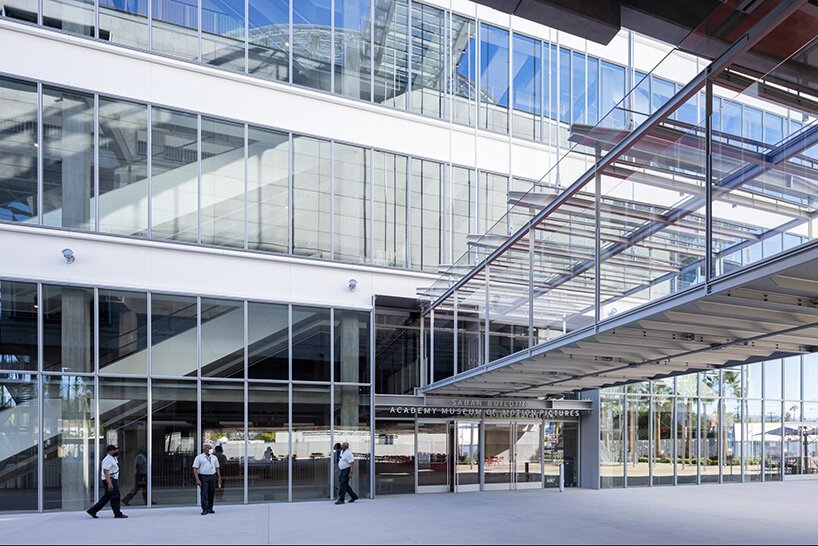 伦佐·皮亚诺的电影学院博物馆在洛杉矶向公众开放 伦佐·皮亚诺的电影学院博物馆在洛杉矶向公众开放