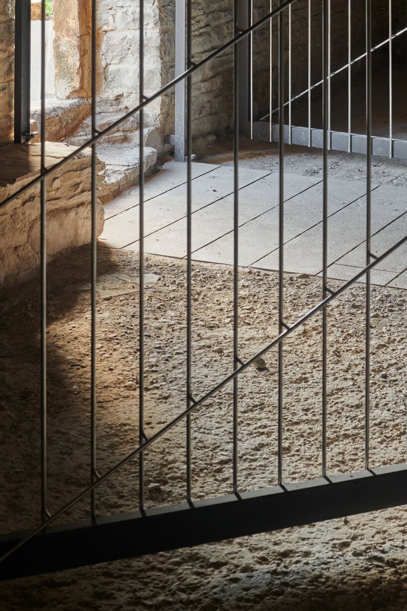 Sebastián arquitectos 修复了西班牙圣地亚哥卡米诺沿线的一座古老修道院 Sebastián arquitectos 修复了西班牙圣地亚哥卡米诺沿线的一座古老修道院