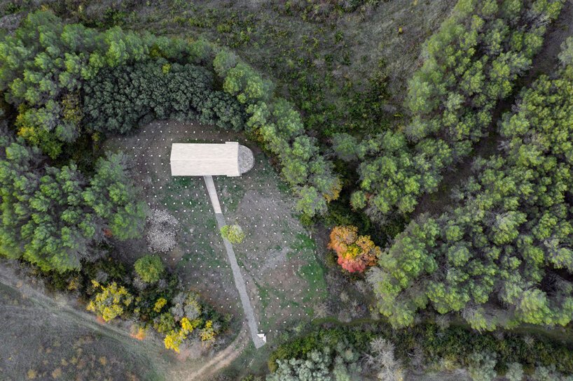 Sebastián arquitectos 修复了西班牙圣地亚哥卡米诺沿线的一座古老修道院 Sebastián arquitectos 修复了西班牙圣地亚哥卡米诺沿线的一座古老修道院