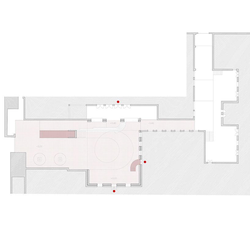 DJarquitectura 为西班牙大学庭院的创意活动设置了螺旋混凝土结构 DJarquitectura 为西班牙大学庭院的创意活动设置了螺旋混凝土结构