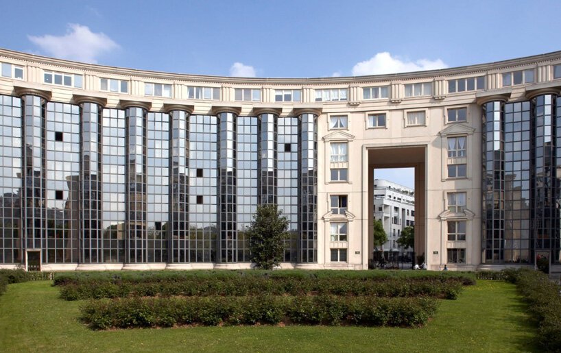 里卡多·波菲尔是谁？设计邦记得他最具标志性的作品