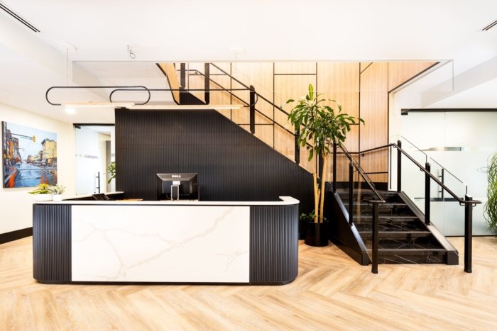 理查兹·布尔·萨顿办公室 – 温哥华