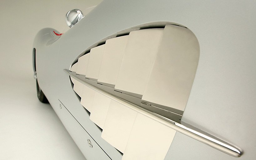 rizk-auto-recreates-iconic-1957-aston-martin-futuristic-look-designboom-gallery-01