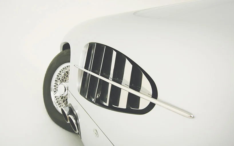 rizk-auto-recreates-iconic-1957-aston-martin-futuristic-look-designboom-gallery-01