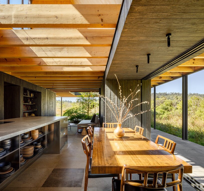 墨西哥的净零休养地结合了住宅、工作室和离网浴室