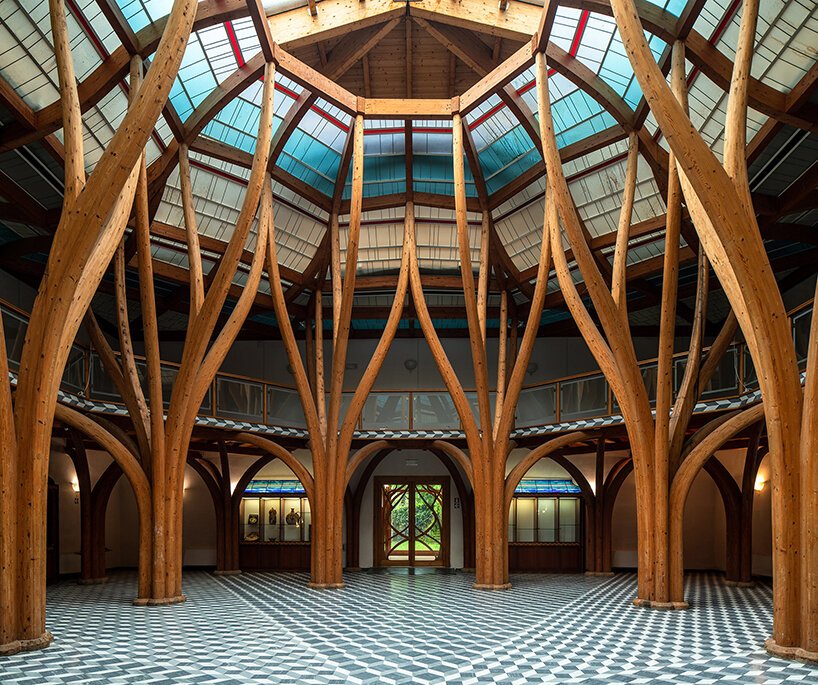 通过罗伯托·孔特的镜头纪念已故建筑师保罗·波托盖西