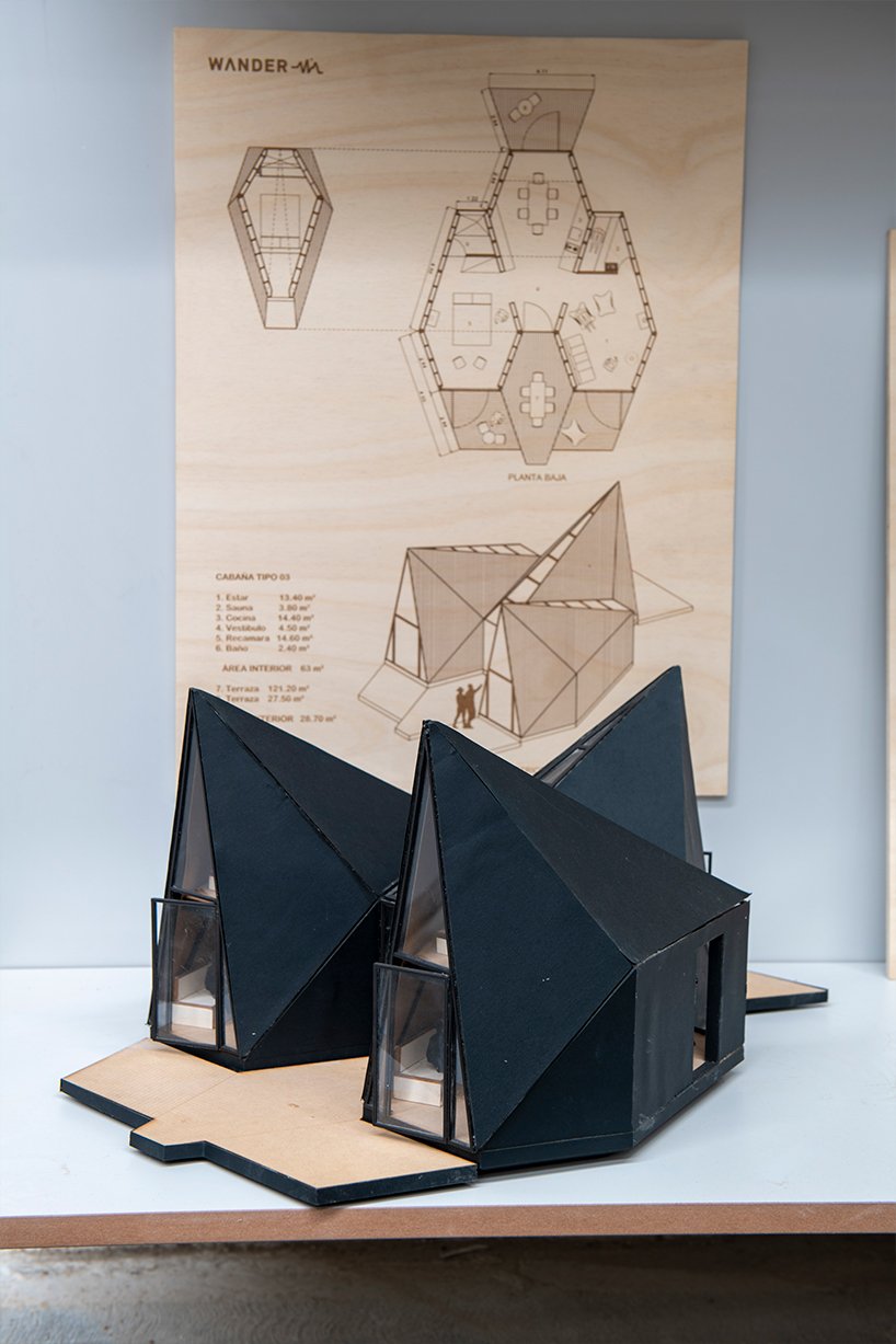 rojkind-arquitectos-prefab-pyramidal-getaway-cabins-mexico-designboom-t