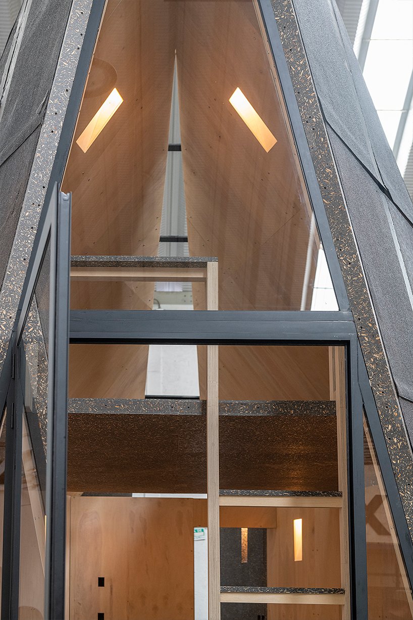 rojkind-arquitectos-prefab-pyramidal-getaway-cabins-mexico-designboom-t