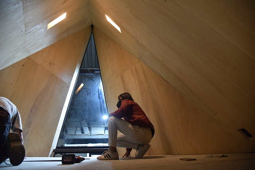 rojkind-arquitectos-prefab-pyramidal-getaway-cabins-mexico-designboom-t