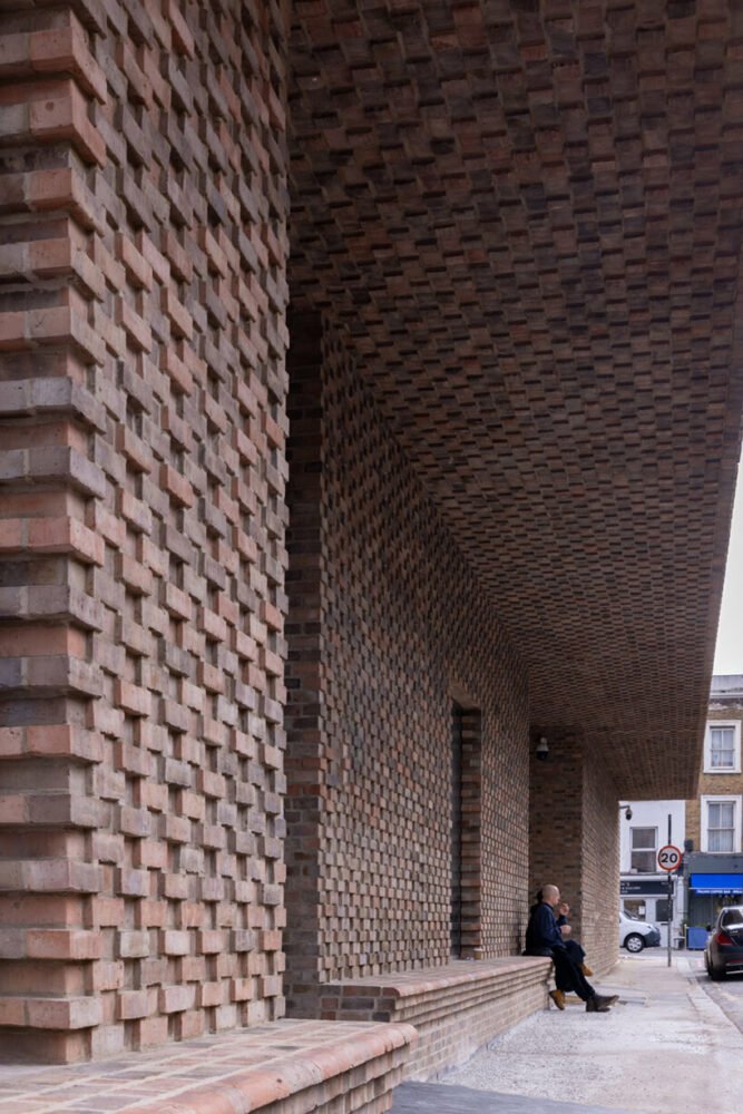 赫尔佐格和德梅隆设计的皇家艺术学院伦敦新校区揭幕