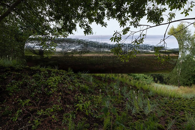 俄罗斯精髓：悬空的管道状房屋倒映着周围的景观