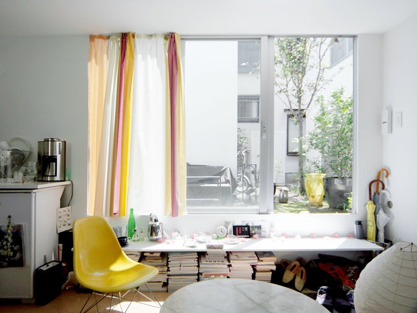 西泽立卫的体积和空间唤起人们对东京怀旧社区的回忆