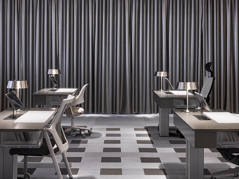 首尔椅子店打造量身定制的“坐感体验”,帮助买家找到最合适的椅子 首尔椅子店打造量身定制的“坐感体验”,帮助买家找到最合适的椅子