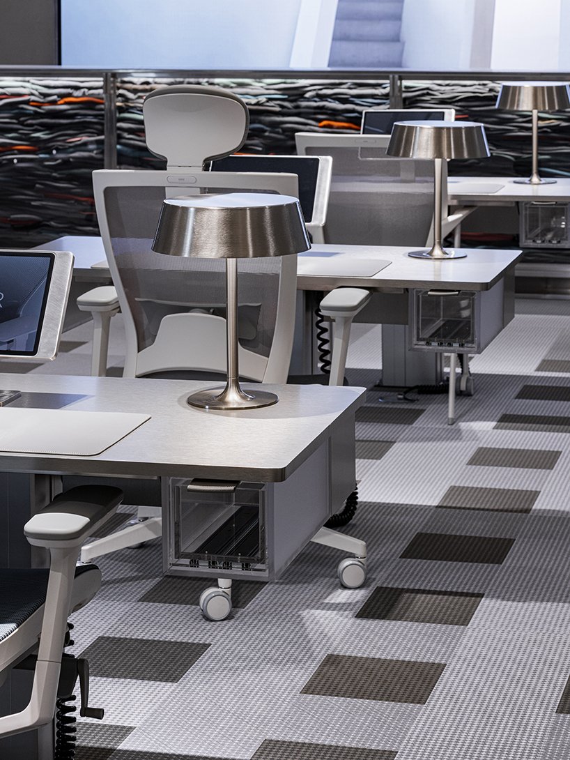 首尔椅子店打造量身定制的“坐感体验”,帮助买家找到最合适的椅子 首尔椅子店打造量身定制的“坐感体验”,帮助买家找到最合适的椅子