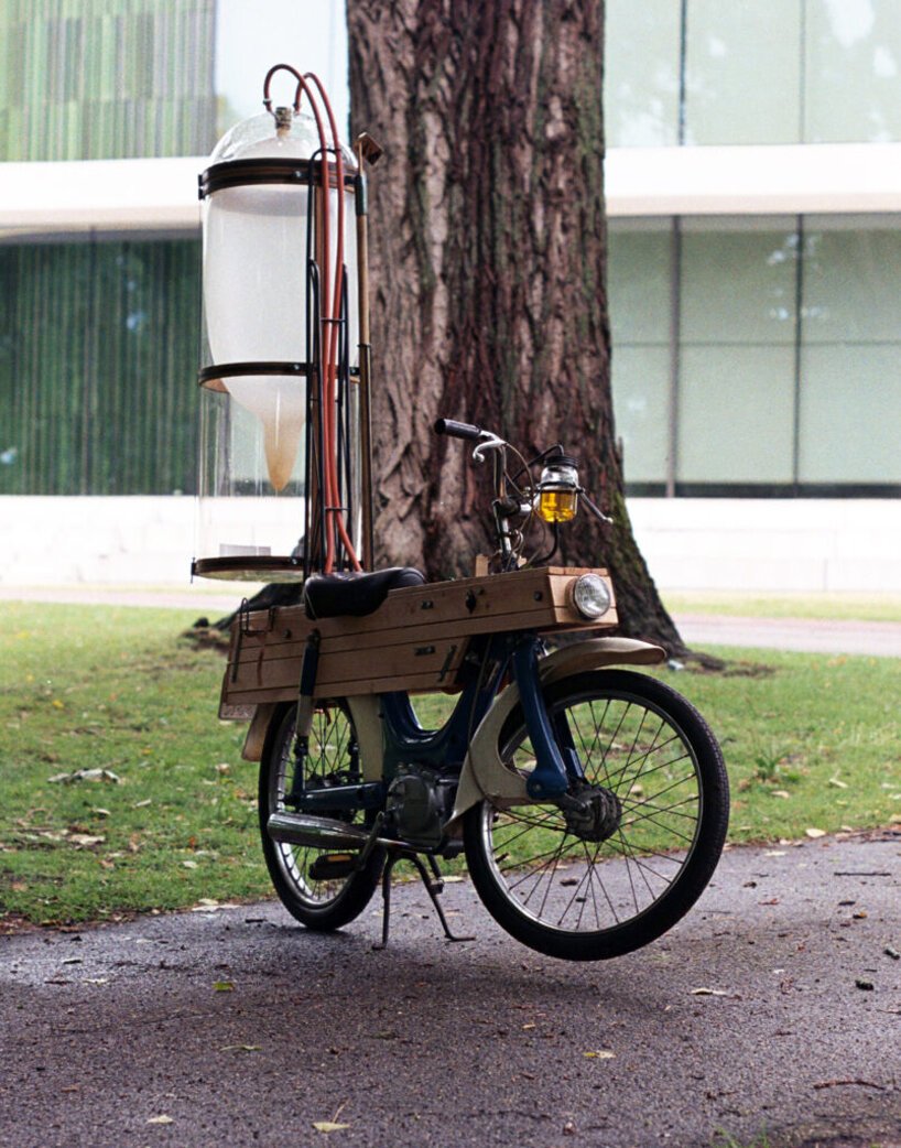 荷兰工程师开发出利用从沼泽中回收的甲烷运行的摩托车