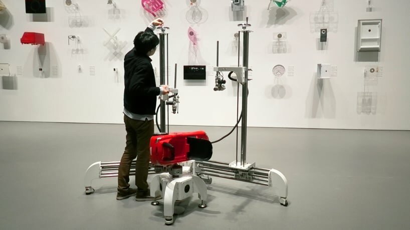 ujoo+limheeyoung 的机械留声机利用塑料废物产生音乐