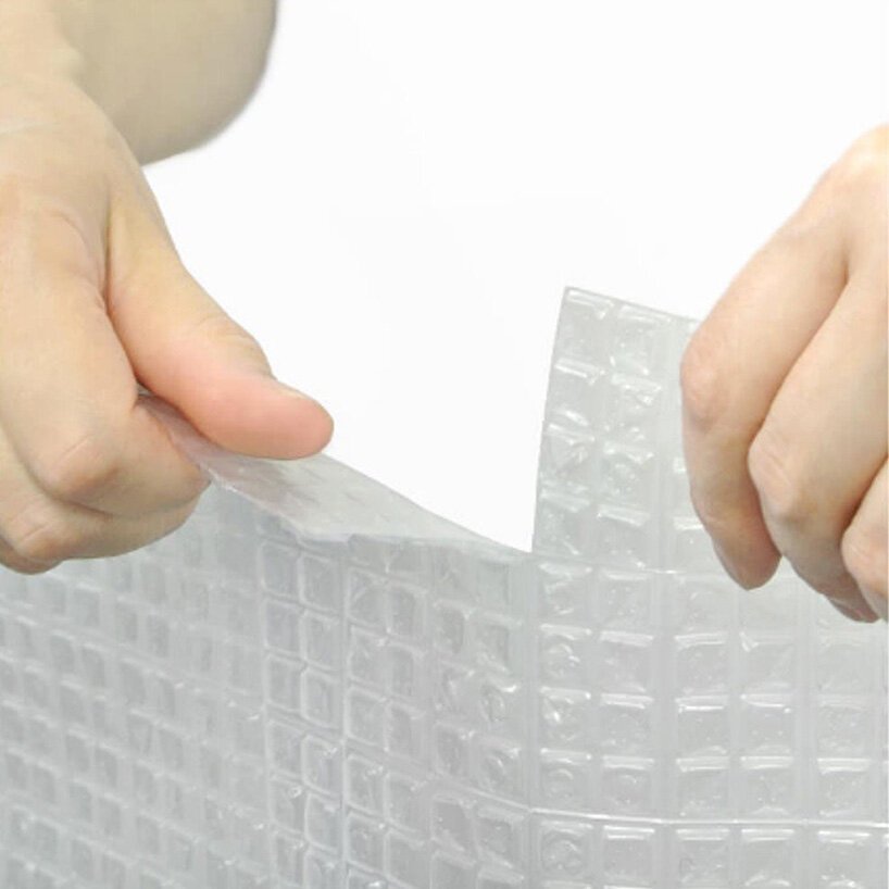 this squared bubble wrap can be cut by hand