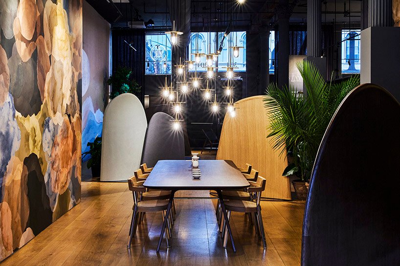 索尼和明星作品通过绿洲装置 STAYDREAM 将自然带入室内