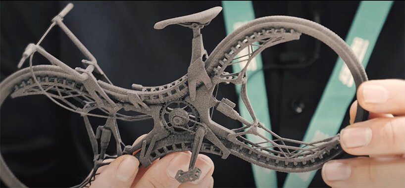 设计师 Stephan henrich 设计了一款名为“无限”的全轮海滩和城市自行车原型 设计师 Stephan henrich 设计了一款名为“无限”的全轮海滩和城市自行车原型