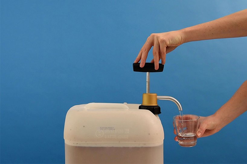 JERRY 是一种低成本过滤器，安装在油桶上以提供安全饮用水