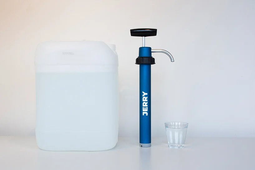 JERRY 是一种低成本过滤器，安装在油桶上以提供安全饮用水
