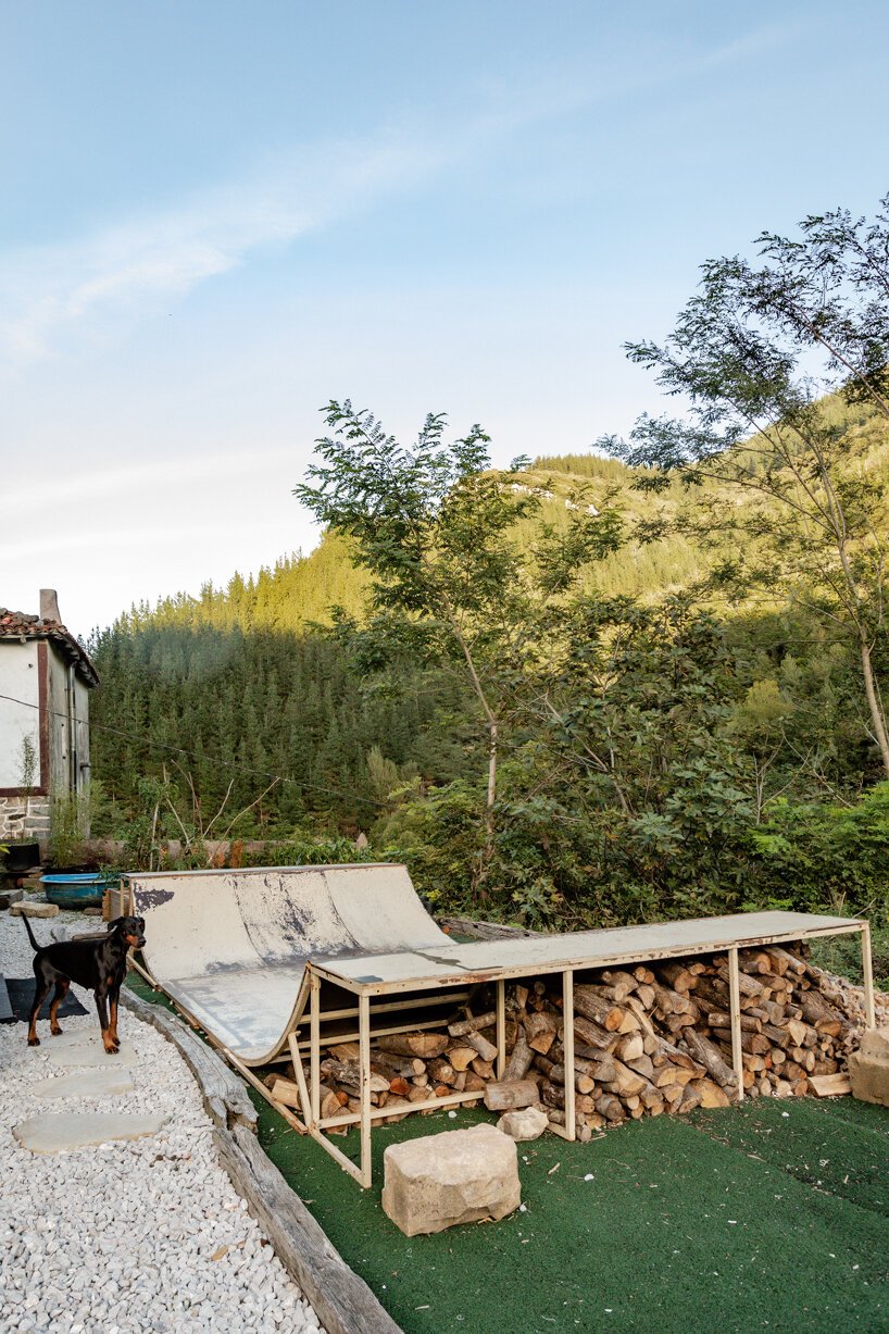 塔斯教堂对西班牙一座废弃的文艺复兴时期教堂进行了精心翻修