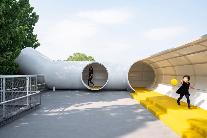 WAA 将 1970 年的北京仓库改造成儿童体验式游乐场