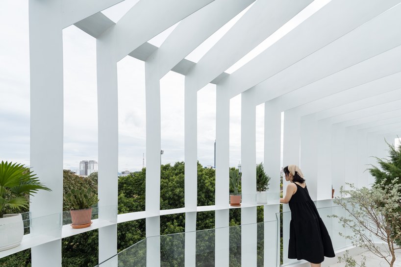 NYKAA 在越南顺化的一个角落里建了一家咖啡馆和三代家庭住宅 NYKAA 在越南顺化的一个角落里建了一家咖啡馆和三代家庭住宅