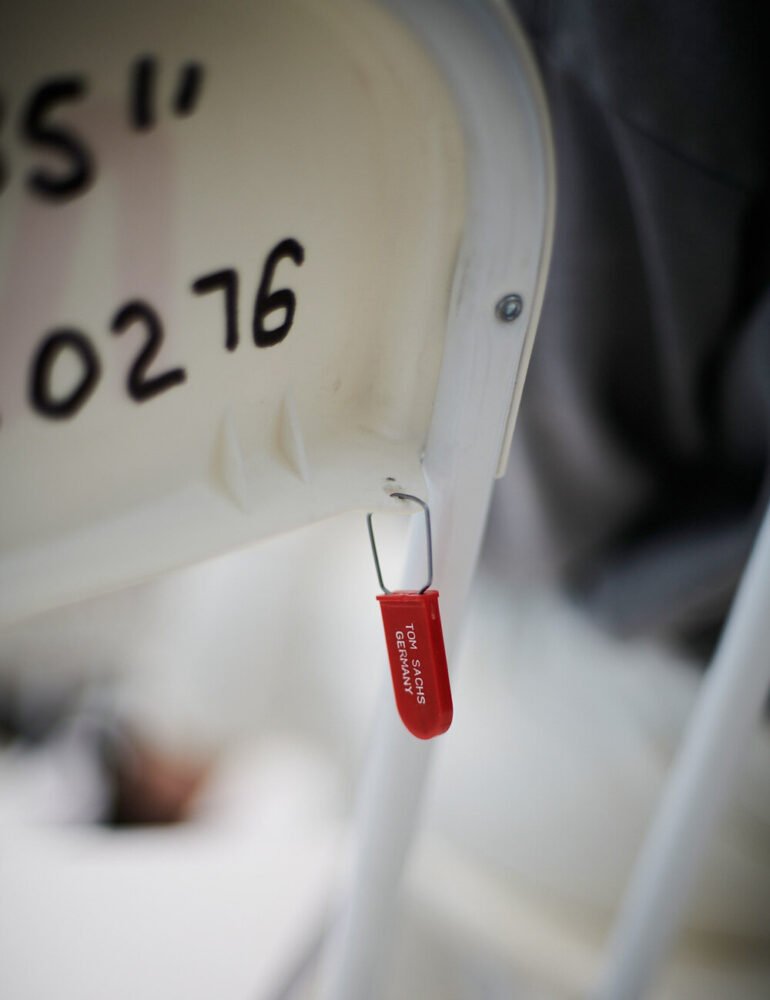 汤姆·萨克斯 (Tom Sachs) 太空计划的发射内部：汉堡 Deichtorhallen 的稀土