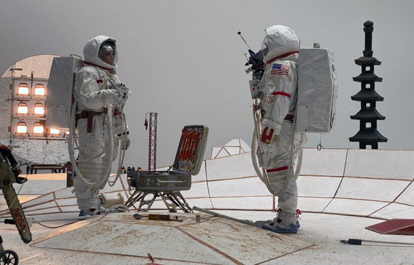 汤姆·萨克斯 (Tom Sachs) 太空计划的发射内部：汉堡 Deichtorhallen 的稀土