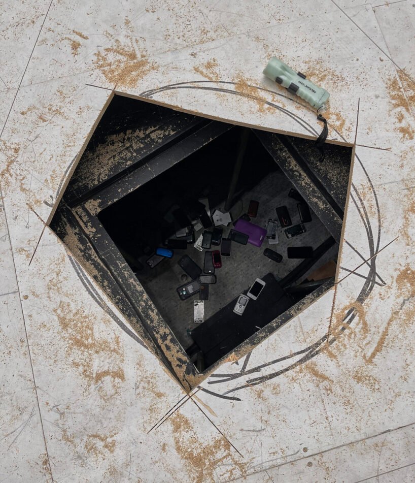 汤姆·萨克斯 (Tom Sachs) 太空计划的发射内部：汉堡 Deichtorhallen 的稀土