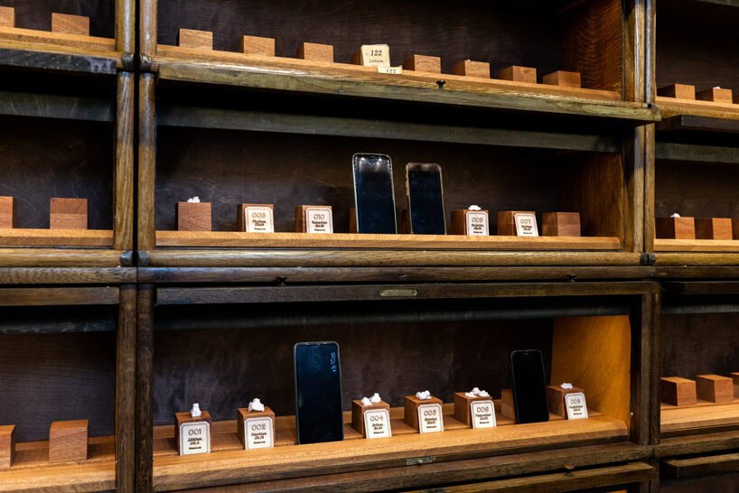 采访:托马斯·萨拉切诺谈生态社会责任和“生命之网”蛇形展览 采访:托马斯·萨拉切诺谈生态社会责任和“生命之网”蛇形展览