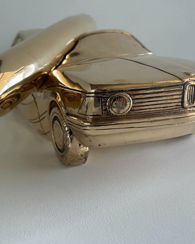 “真相的陷阱”：埃尔文·沃姆令人费解的展览在约克郡雕塑公园开幕