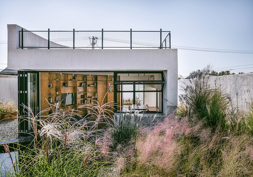 YES.ARCH 在中国围绕“双花园”庭院塑造了这座小酒店