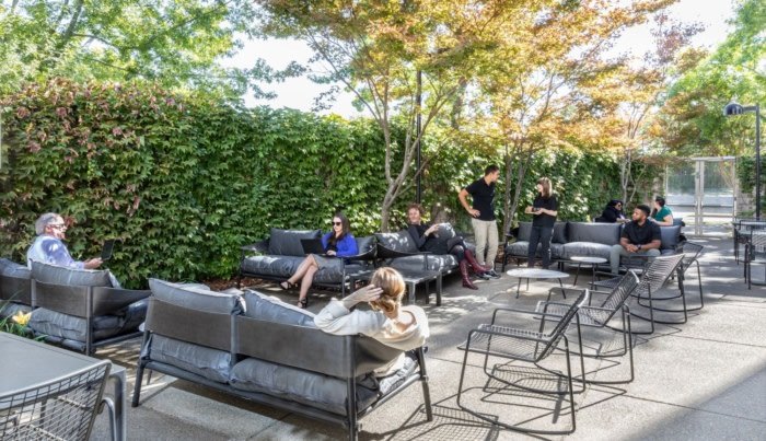 加州大学戴维斯分校健康管理大楼办公室 - 兰乔科尔多瓦