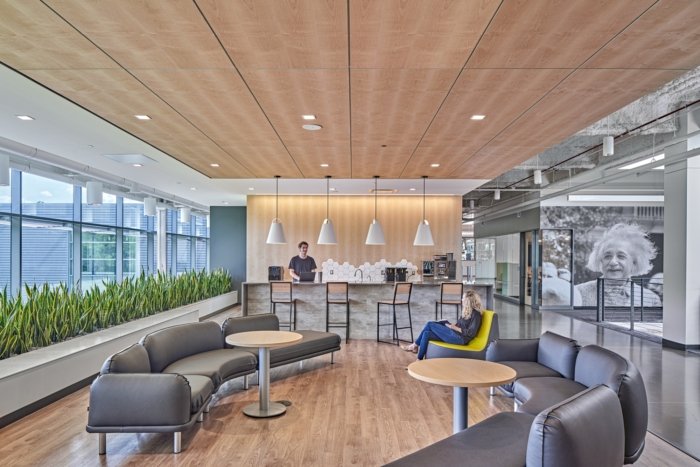 瓦克化学办事处 – 皮茨菲尔德查特镇