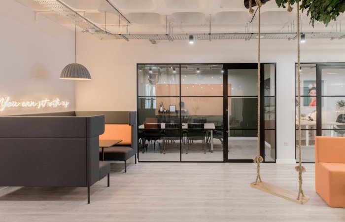 West Barn Co. 办事处 – 达勒姆